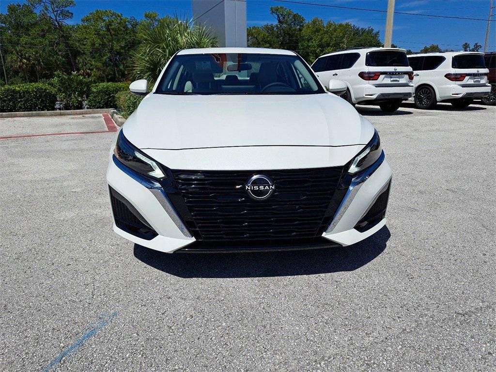 new 2025 Nissan Altima car, priced at $33,184
