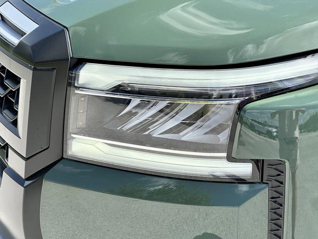new 2025 Nissan Frontier car, priced at $39,056