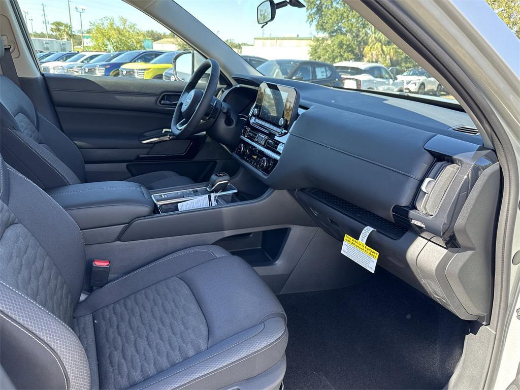 new 2025 Nissan Pathfinder car, priced at $33,539