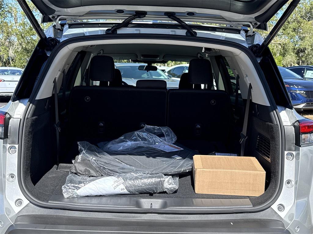 new 2025 Nissan Pathfinder car, priced at $33,539