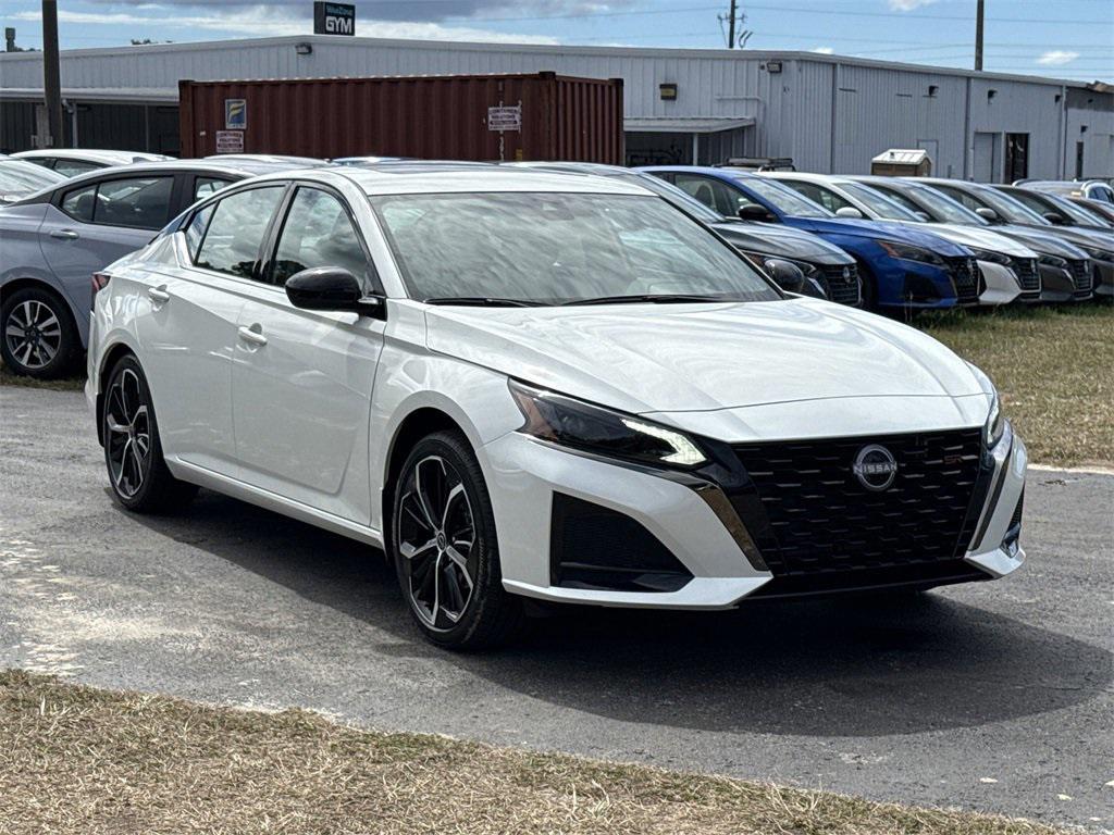 new 2025 Nissan Altima car, priced at $31,127