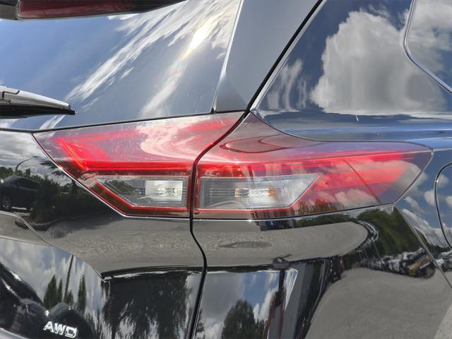 used 2023 Nissan Rogue car, priced at $21,997