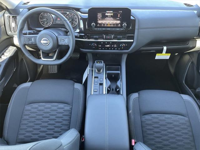 new 2025 Nissan Pathfinder car, priced at $39,405