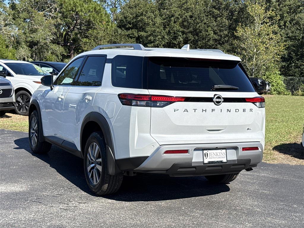 new 2025 Nissan Pathfinder car, priced at $36,386