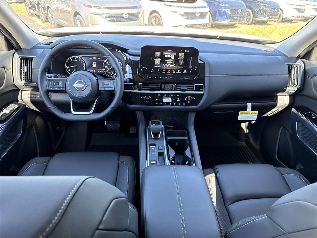 new 2025 Nissan Pathfinder car, priced at $36,386