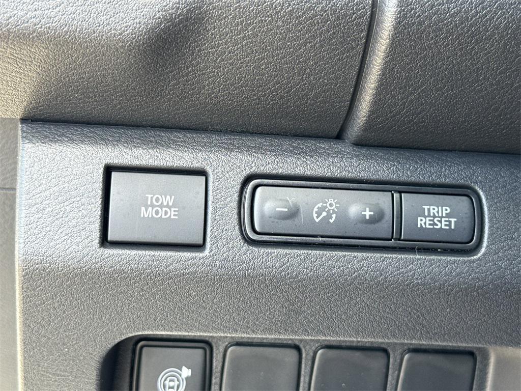 new 2026 Nissan Frontier car, priced at $39,098