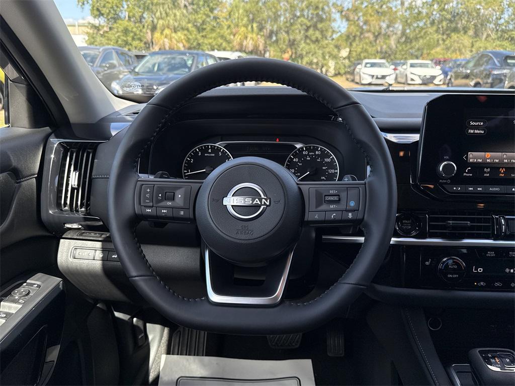 new 2025 Nissan Pathfinder car, priced at $33,539
