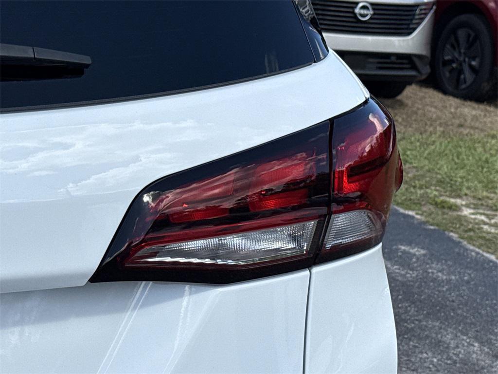 used 2024 Chevrolet Equinox car, priced at $20,780