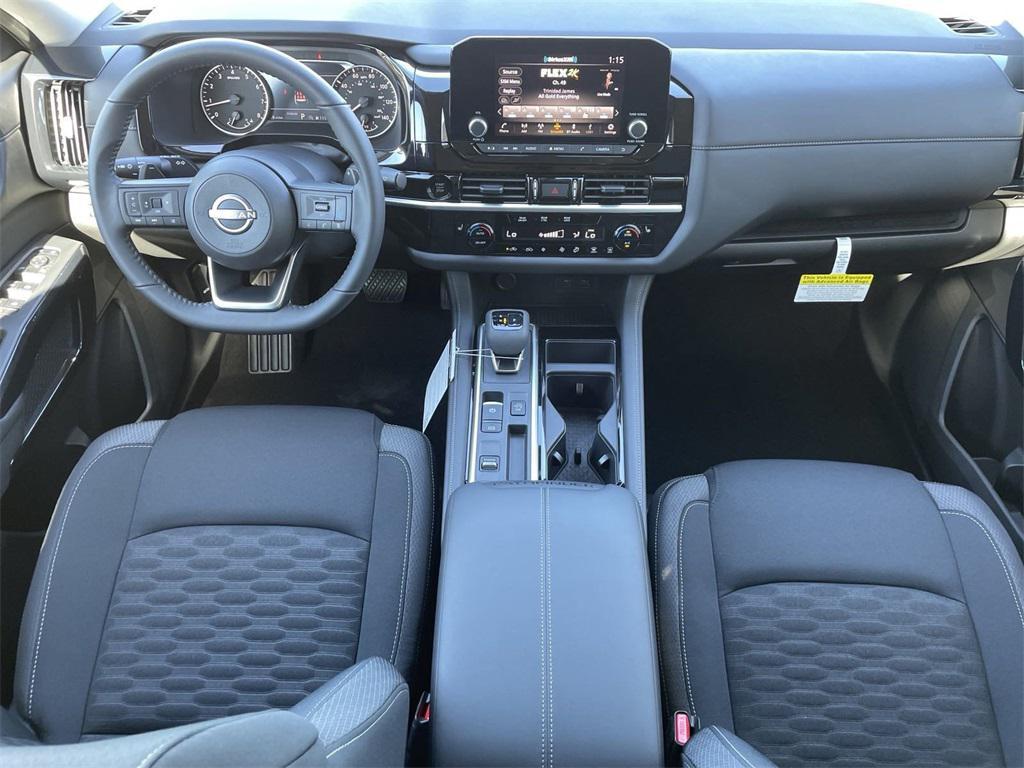 new 2025 Nissan Pathfinder car, priced at $33,688