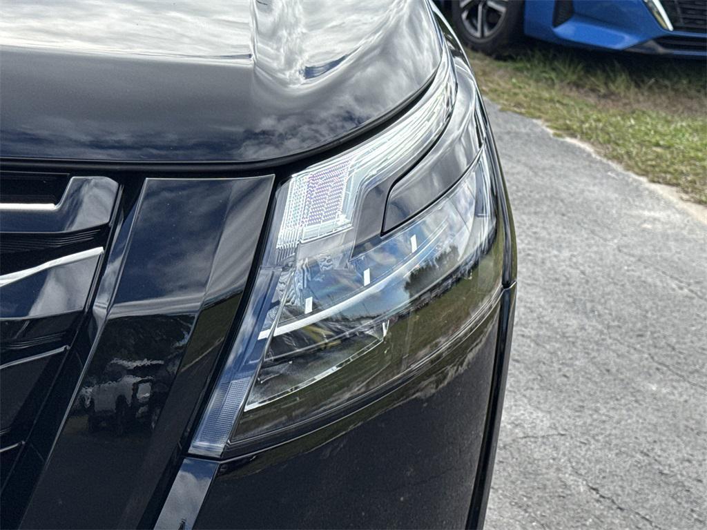 new 2025 Nissan Pathfinder car, priced at $42,918