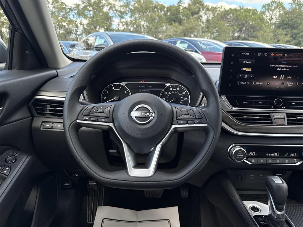 new 2025 Nissan Altima car, priced at $27,500
