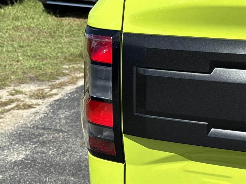 new 2026 Nissan Frontier car, priced at $39,079