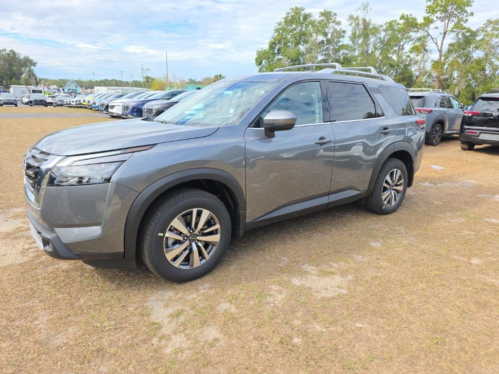 new 2025 Nissan Pathfinder car, priced at $36,428