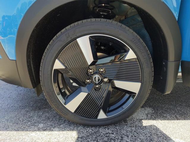 new 2025 Nissan Kicks car, priced at $28,471