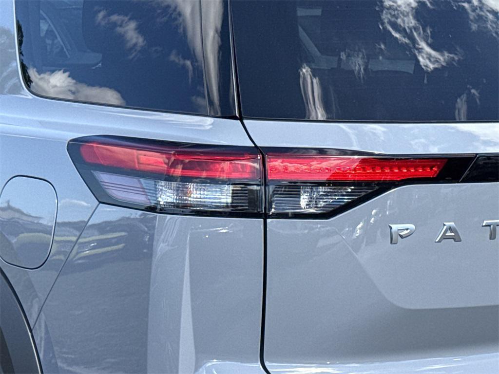 new 2025 Nissan Pathfinder car, priced at $42,817