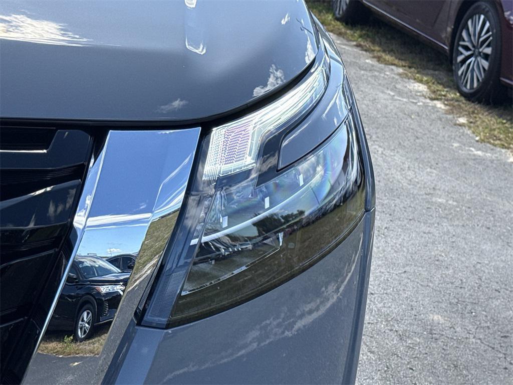 new 2025 Nissan Pathfinder car, priced at $42,817