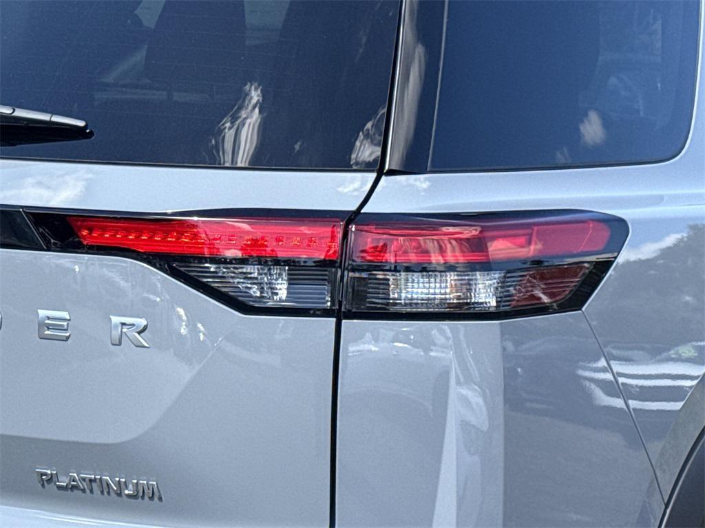 new 2025 Nissan Pathfinder car, priced at $42,817