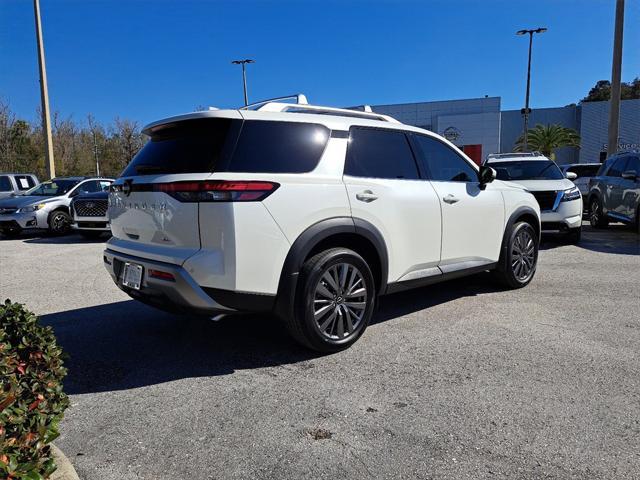 new 2024 Nissan Pathfinder car, priced at $41,529