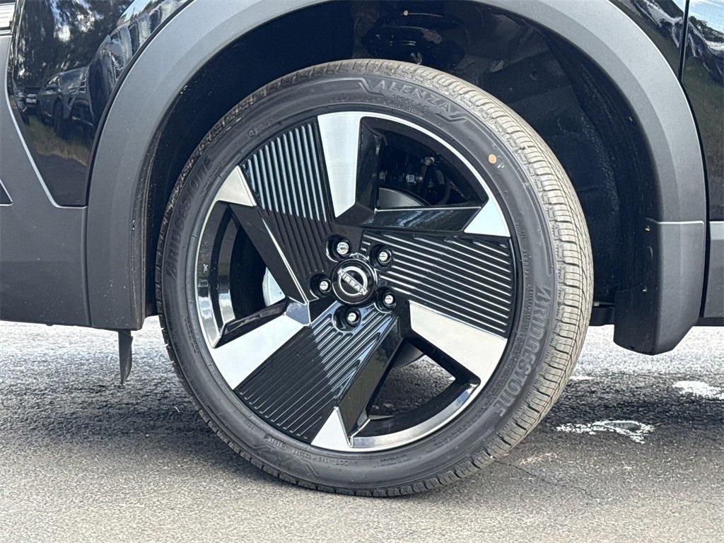 new 2026 Nissan Kicks car, priced at $26,957