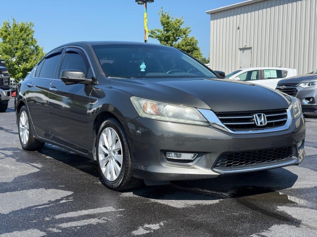 used 2013 Honda Accord car, priced at $5,562