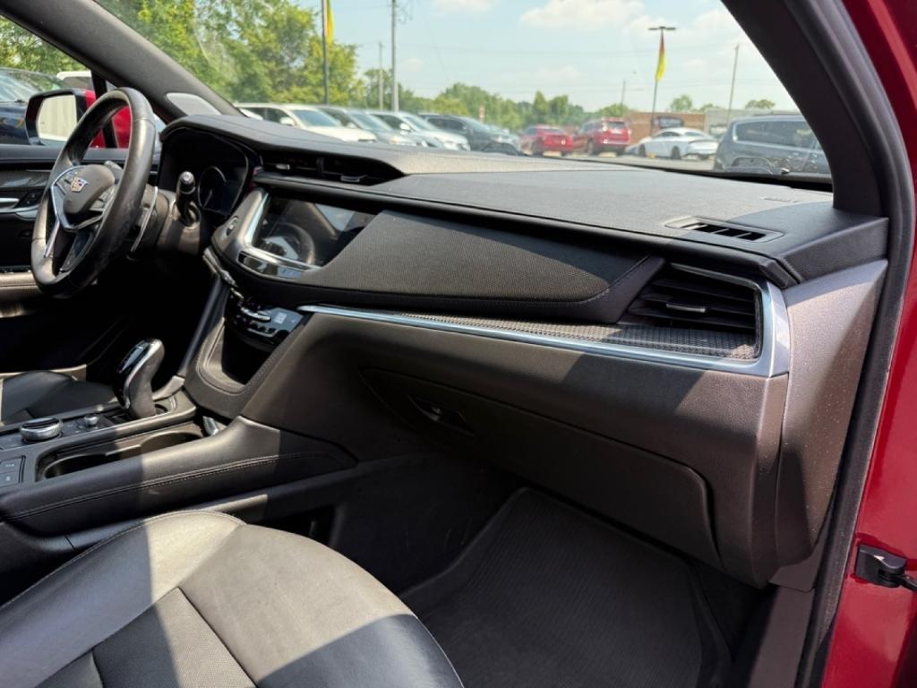 used 2021 Cadillac XT5 car, priced at $32,488