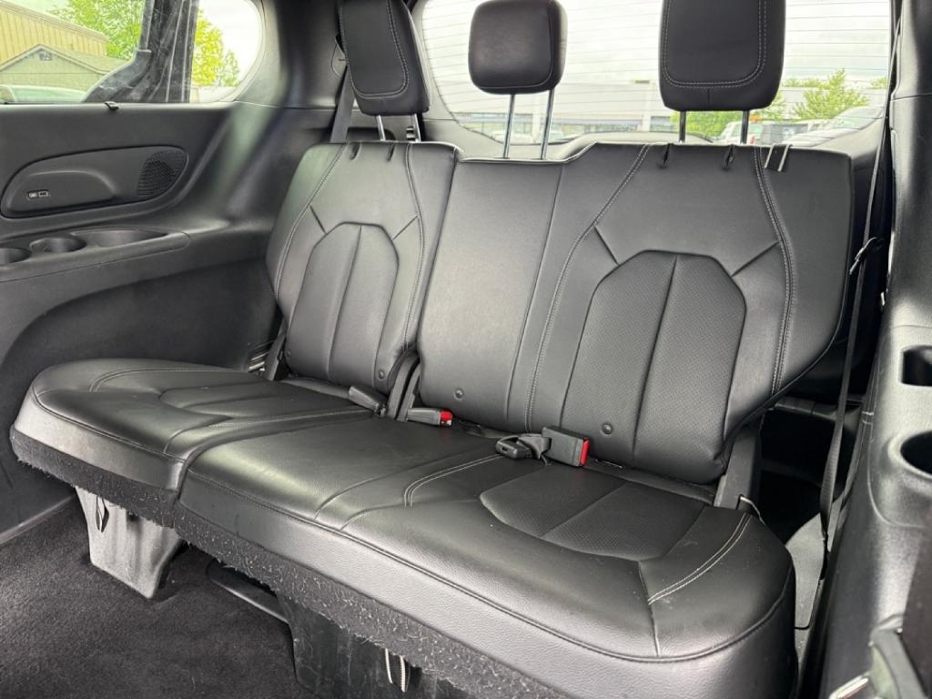 used 2018 Chrysler Pacifica car