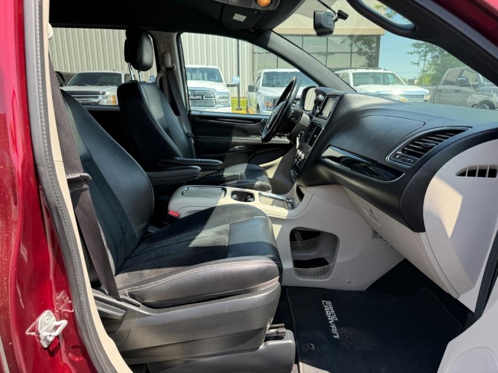 used 2017 Dodge Grand Caravan car, priced at $5,995