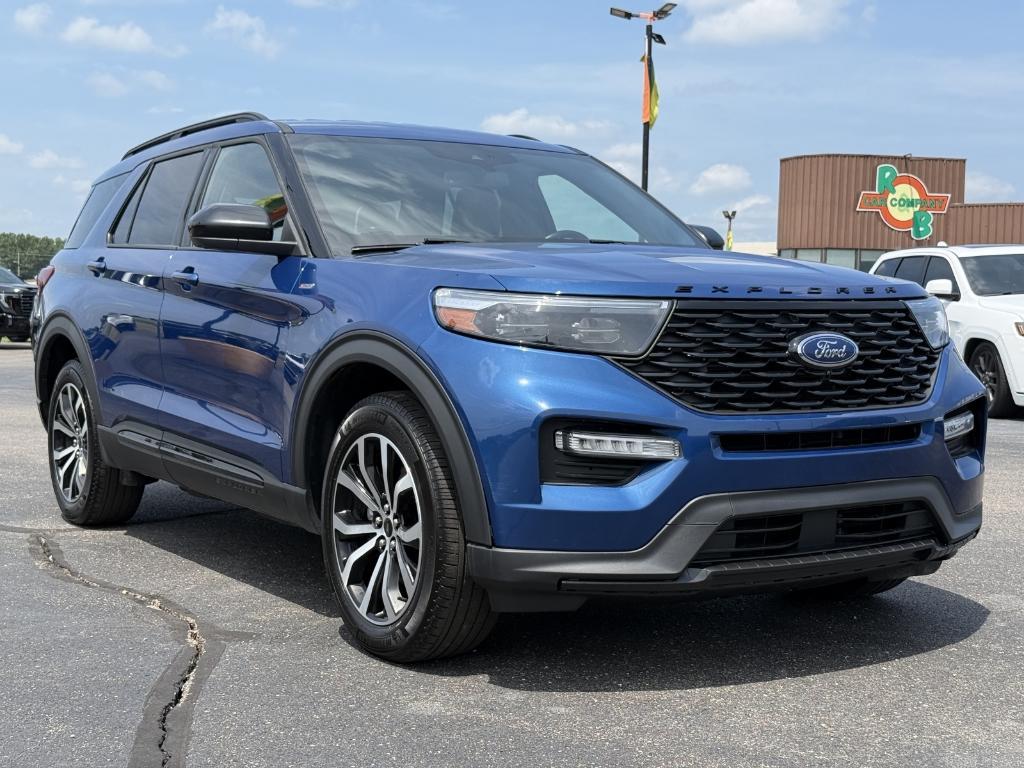 used 2022 Ford Explorer car, priced at $31,988