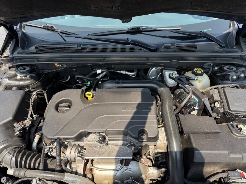 used 2022 Chevrolet Malibu car, priced at $17,995