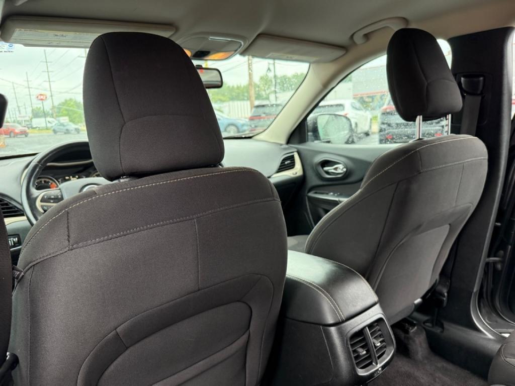 used 2017 Jeep Cherokee car, priced at $13,300