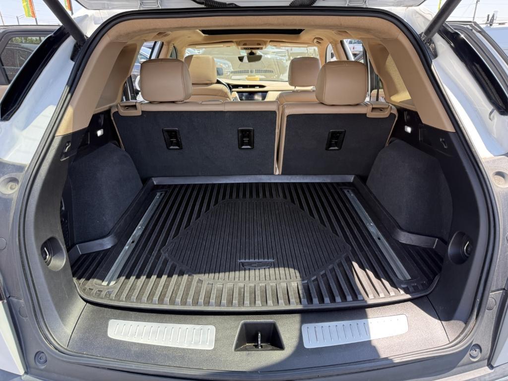 used 2020 Cadillac XT5 car, priced at $29,995