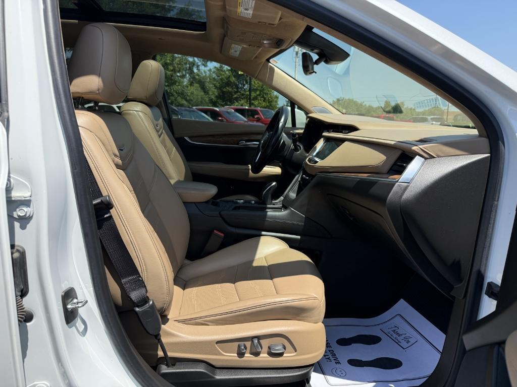 used 2020 Cadillac XT5 car, priced at $29,995