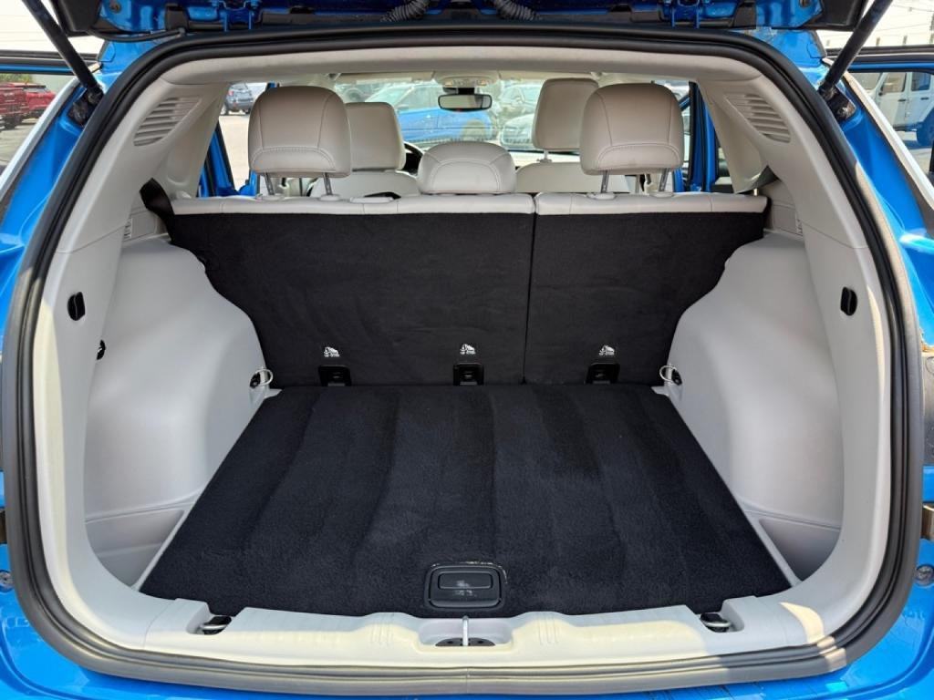 used 2022 Jeep Compass car, priced at $22,355
