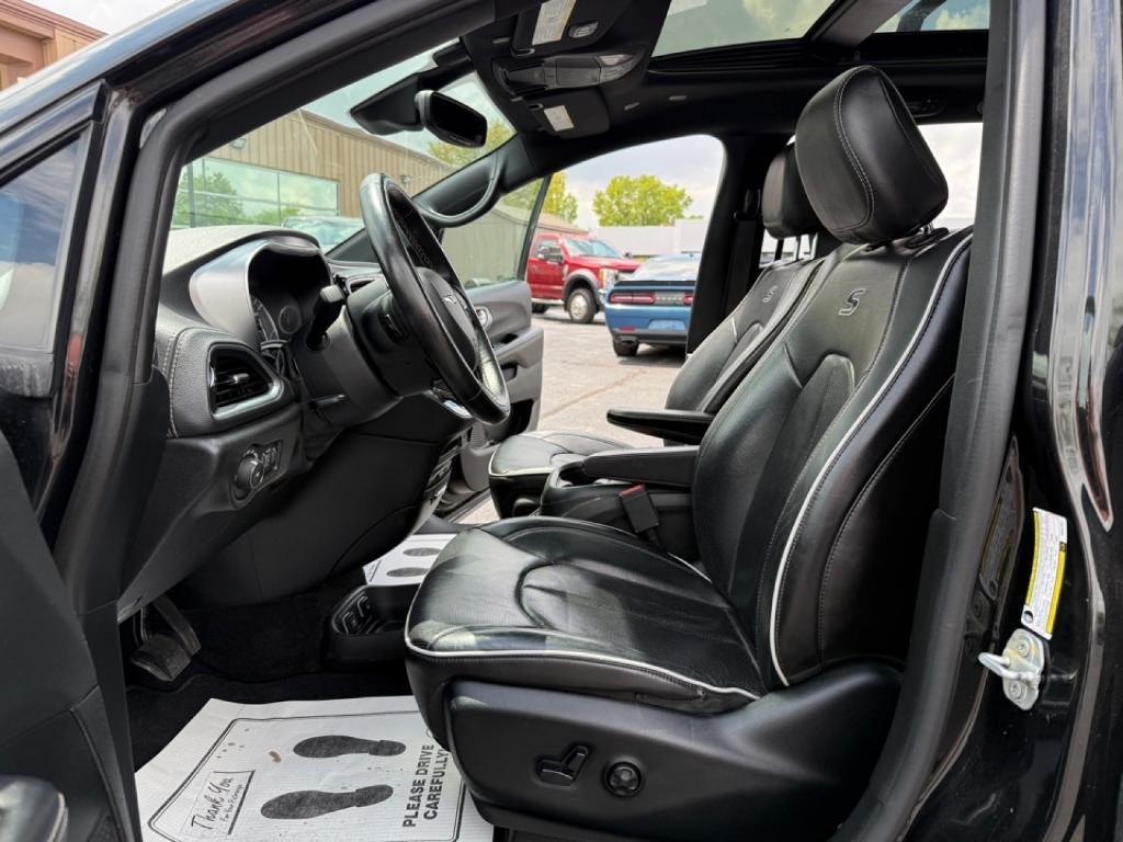 used 2019 Chrysler Pacifica car, priced at $22,280