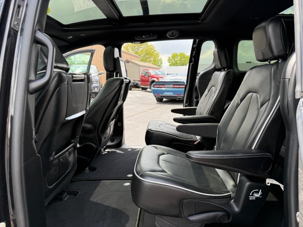 used 2019 Chrysler Pacifica car, priced at $22,280