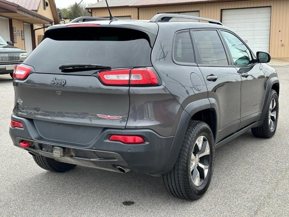 used 2015 Jeep Cherokee car, priced at $16,480