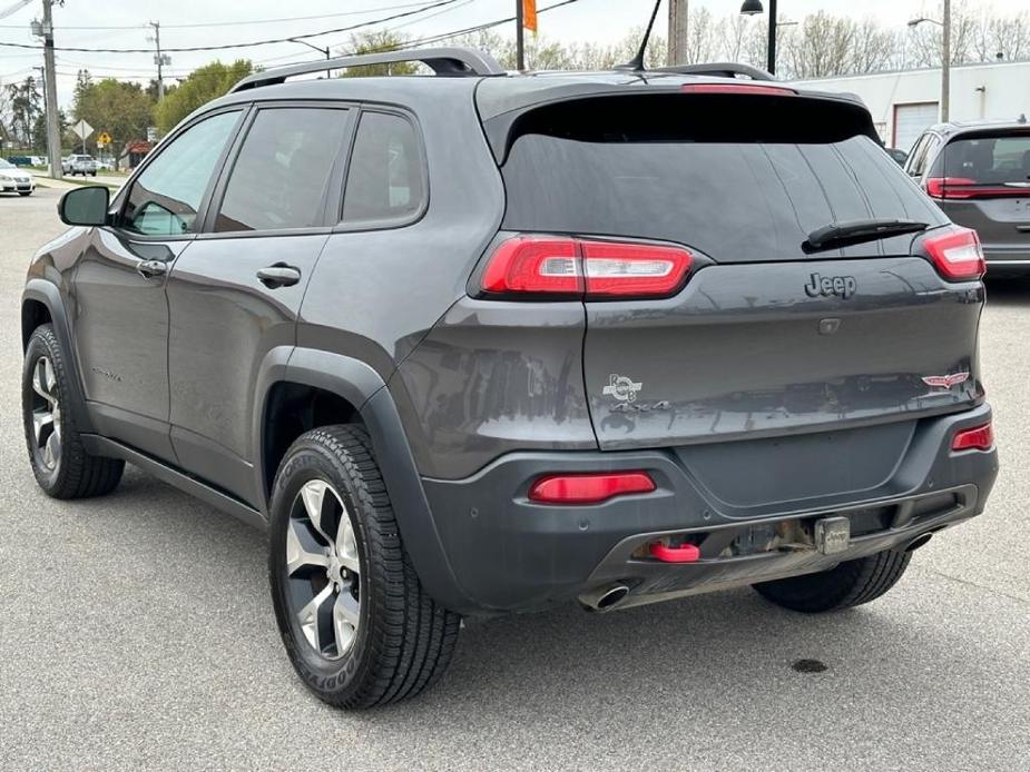 used 2015 Jeep Cherokee car, priced at $16,480