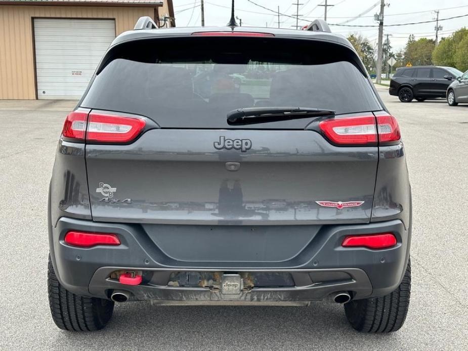 used 2015 Jeep Cherokee car, priced at $16,480