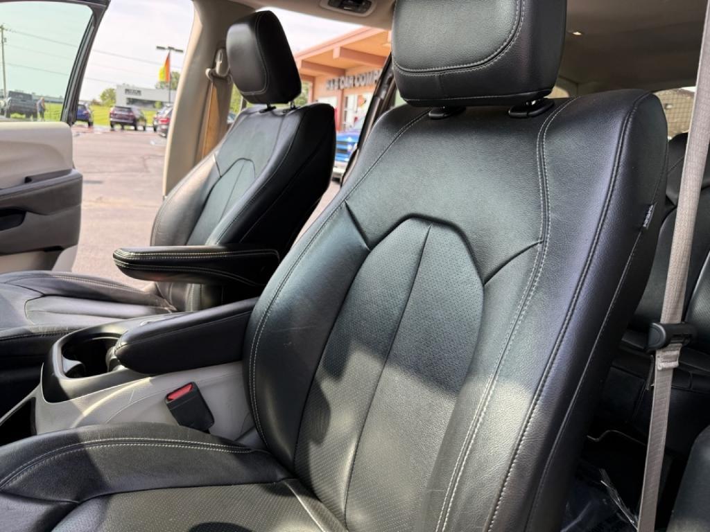 used 2022 Chrysler Pacifica car, priced at $18,955