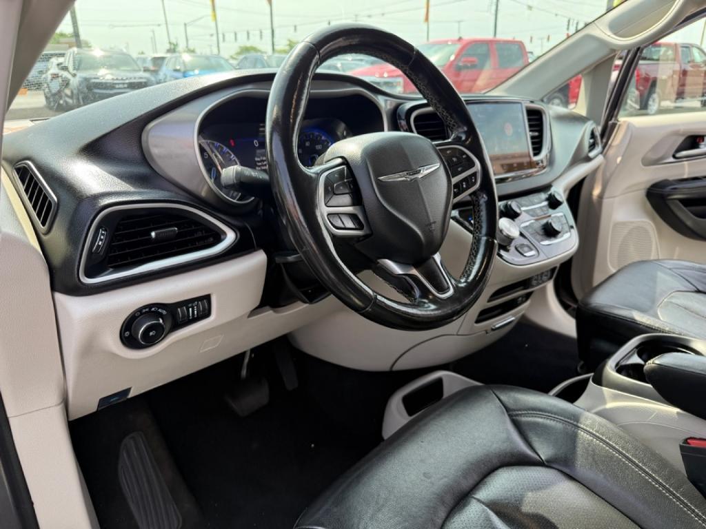 used 2022 Chrysler Pacifica car, priced at $18,955