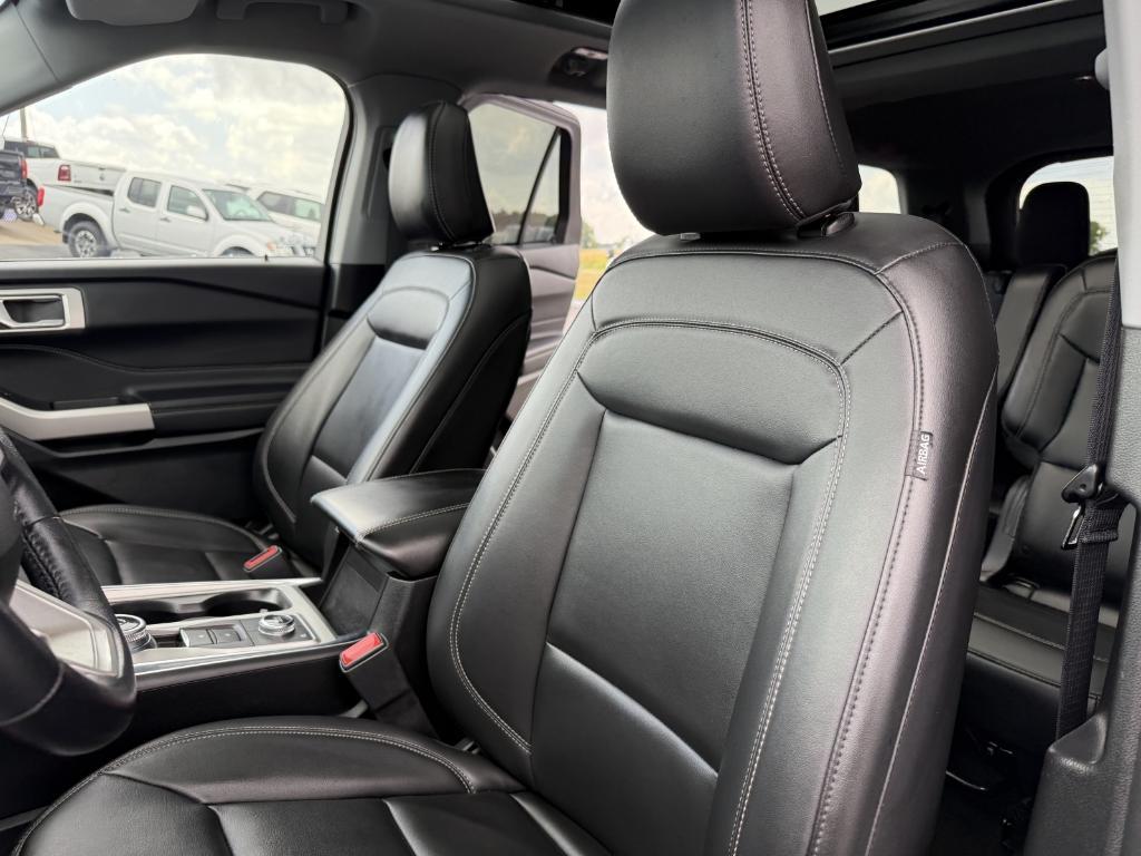 used 2023 Ford Explorer car, priced at $30,995
