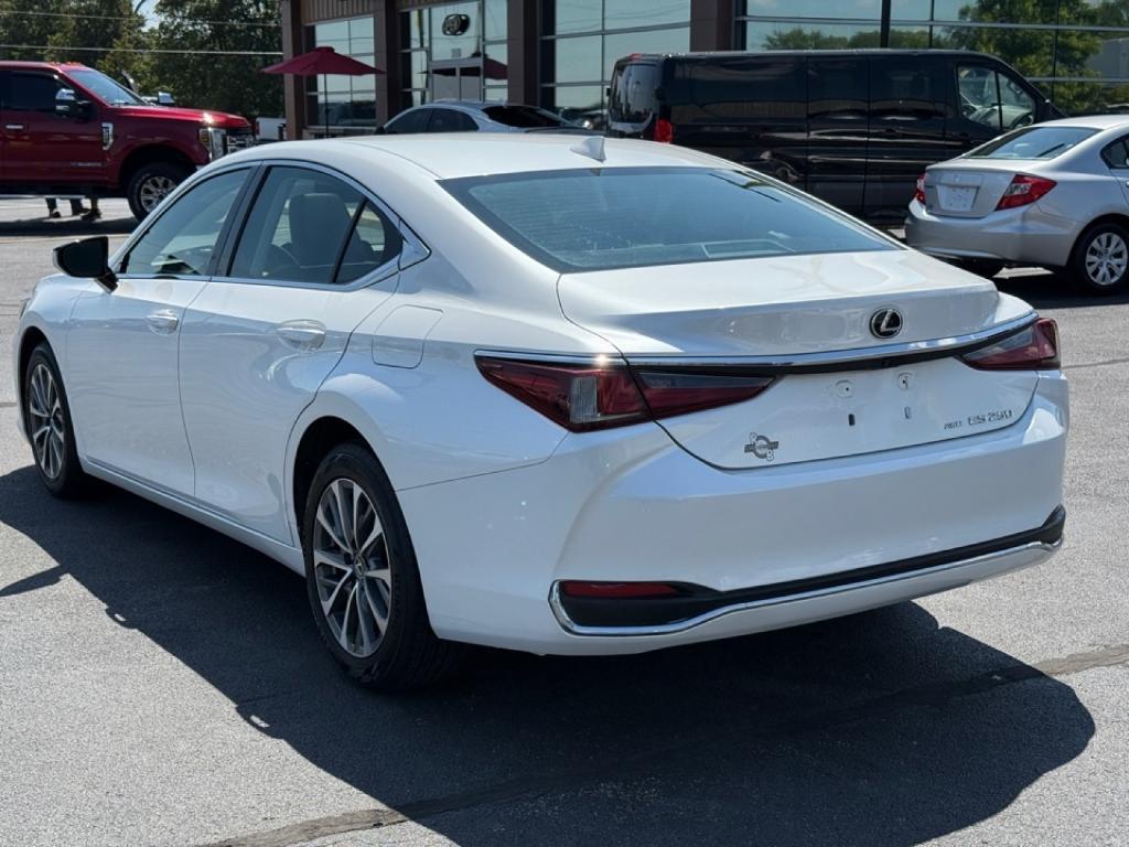 used 2022 Lexus ES 250 car, priced at $32,655