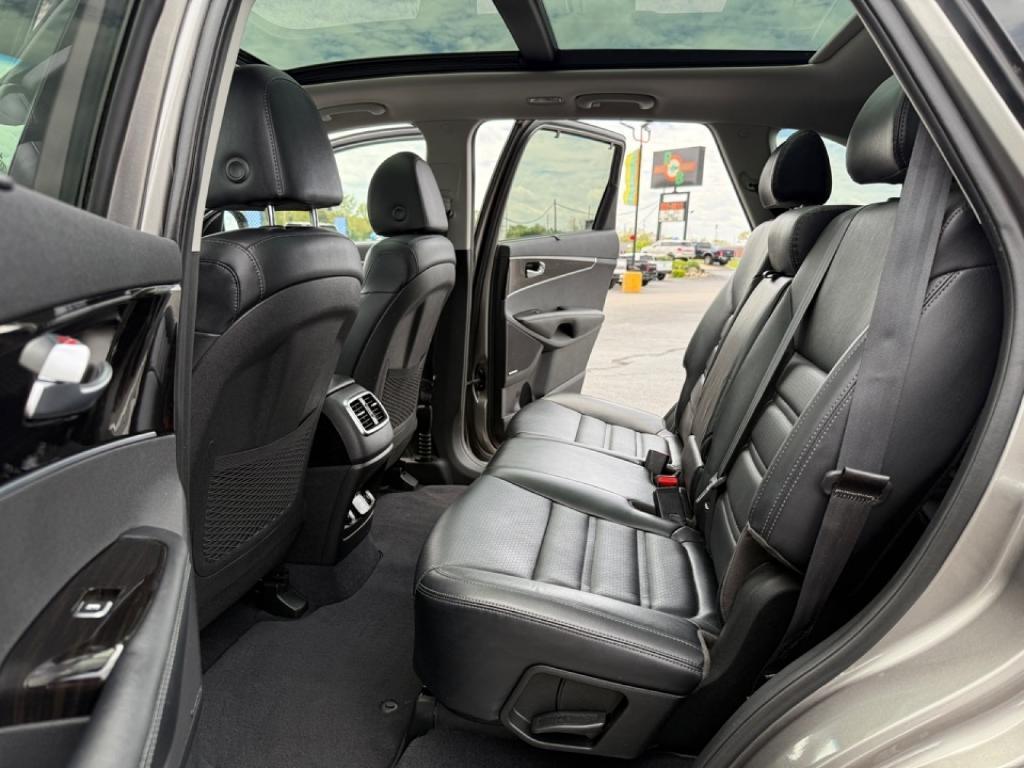 used 2019 Kia Sorento car, priced at $22,488