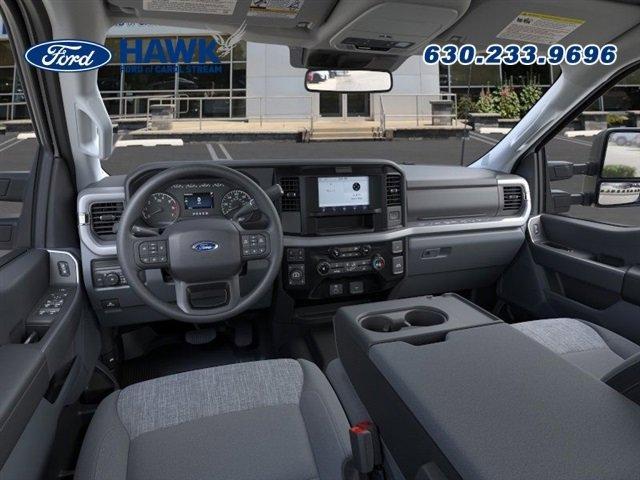 new 2025 Ford F-350 car, priced at $60,592