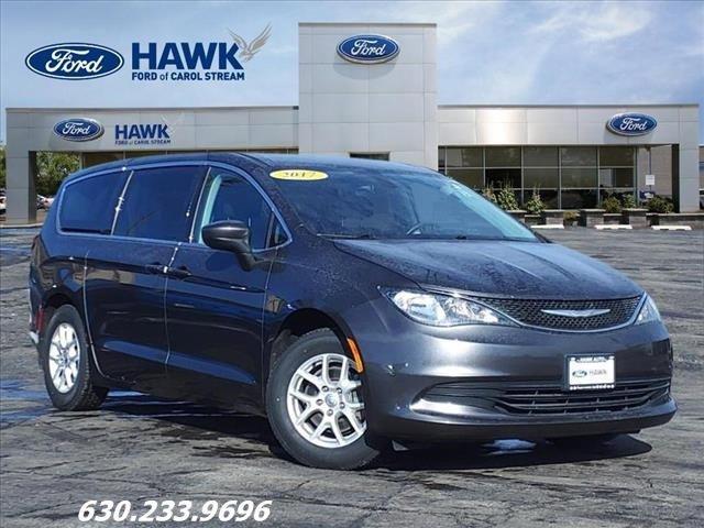 used 2017 Chrysler Pacifica car, priced at $13,158