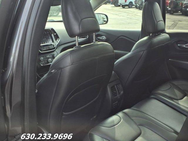 used 2019 Jeep Cherokee car