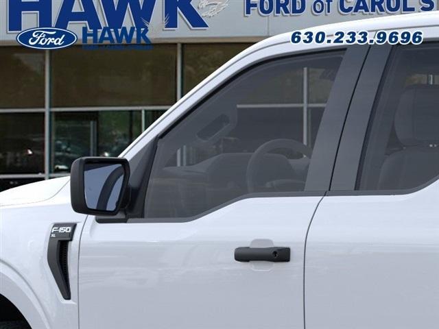 new 2025 Ford F-150 car, priced at $42,724