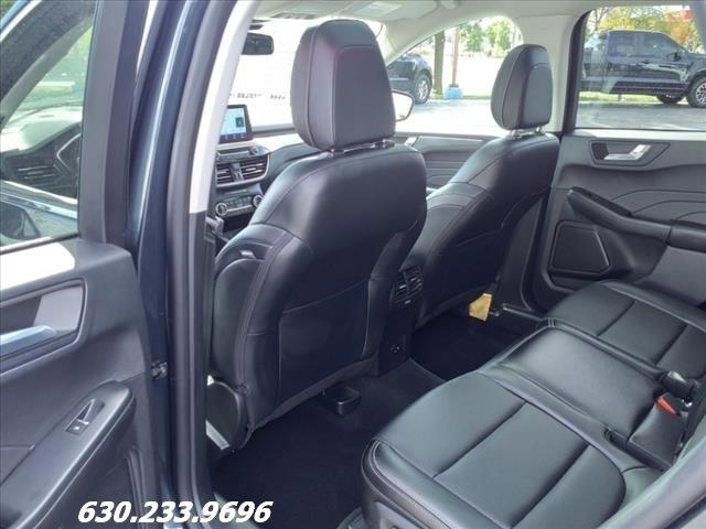 used 2022 Ford Escape car, priced at $25,999