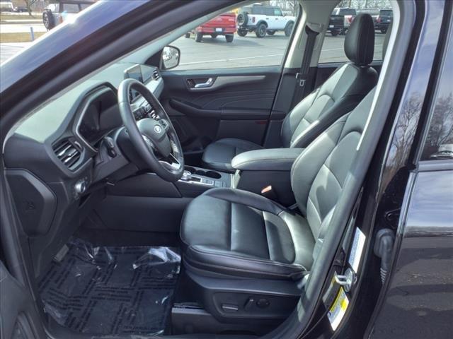 used 2022 Ford Escape car, priced at $23,333