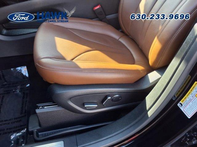 used 2023 Lincoln Nautilus car, priced at $39,999